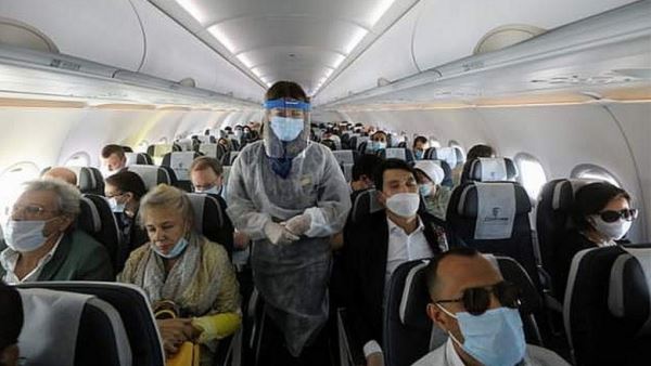 Коронавирус в мире: локальные локдауны в Европе и риски заразиться в самолете