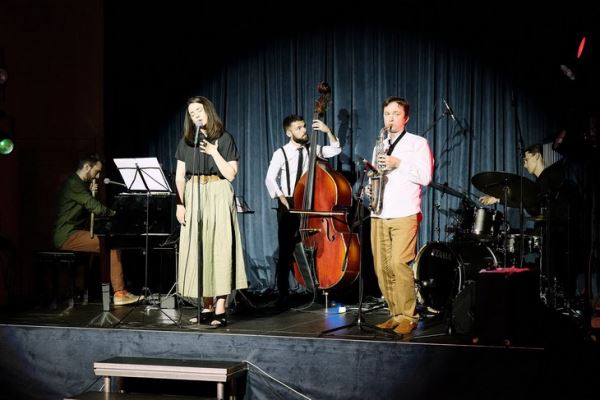 Группа «Арфа и Джаз» победила во втором полуфинале проекта «Arena Moscow Night. Наш джаз»