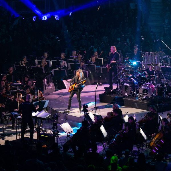 Юбилейный концерт Metallica с оркестром покажет Первый канал