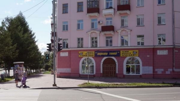 Комсомольский ТЮЗ могут закрыть из-за долгов